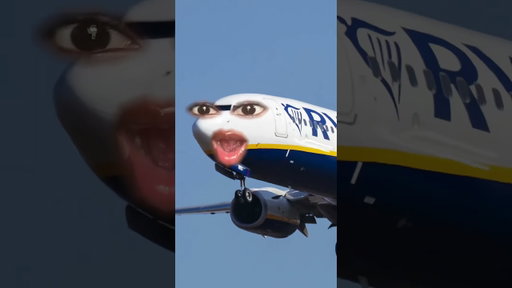 NO JEANS! #ryanair  #stitch  w/ @Jakob & Fabian