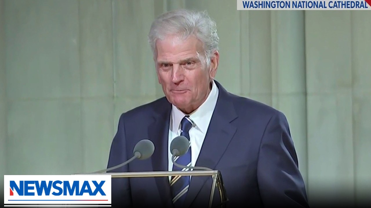 Franklin Graham reads scripture, remembers Lindsey Graham