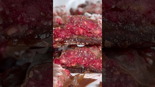 No-Bake Choc Raspberry Jam Bites - Recipe on my website, link in bio 💌 #555 #5ingredientrecipes