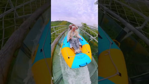 RIDING THE LONGEST GLASS WATERSLIDE IN THE WORLD 😱💦🛝 📍Hangzhou, China #waterslide #china