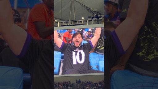 É POSSÍVEL APARECER NO TELÃO DO ESTÁDIO?