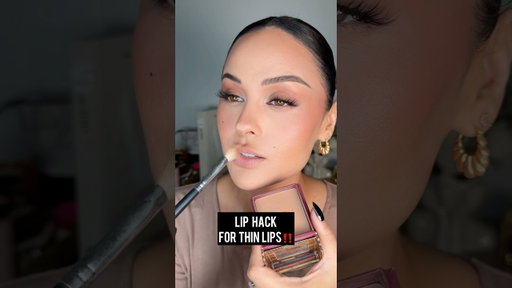 Lip Hack for THIN LIPS l Christen Dominique