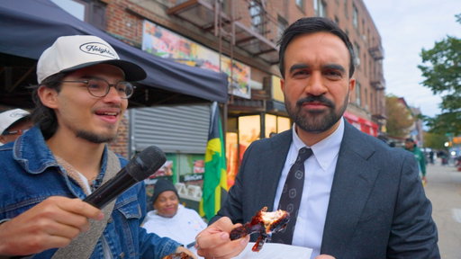 Feeding Zohran Mamdani Street Jerk Chicken in Brooklyn🇯🇲