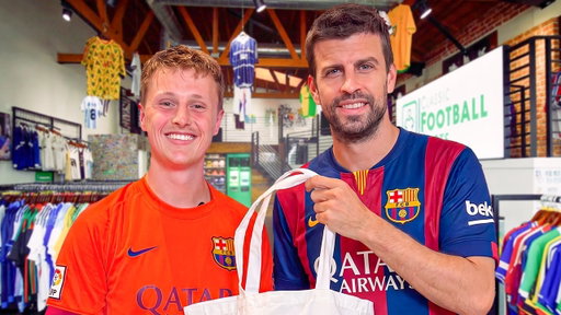Gerard Piqué Shops For Retro Football Shirts - Shirt Shopping