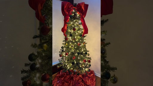 Can you believe I only spent $40 to buy the tree, lights & decoration?! #christmas #christmasdiy