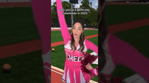 GAME DAY CHEERLEADERS IN 2025 BE LIKE 🏈📣