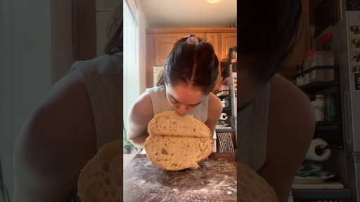 🤌🏼 BAKING ELOISE & CUTTING REVEAL … you’re welcome #homemadebread #sourdoughbread