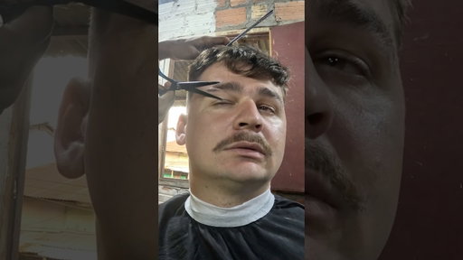 Visiting a Barber in the Floating Ghetto