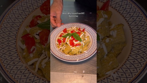 Today I made pasta with the basil and tomatoes I grew! 🥹👨‍🌾🍅🌿