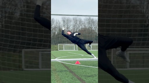 VISION activated 😎#goalkeeper #goalkeepertraining