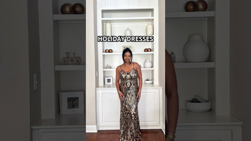 Holiday Dresses | Holiday Party Outfit #holidayoutfits  #maxidress #winteroutfits #partydress #dress