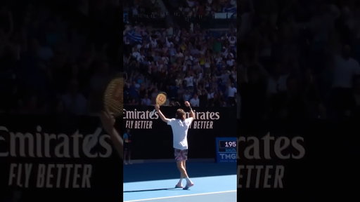 Tsitsipas turning defence into ATTACK! 🤩