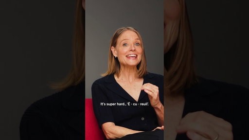 Jodie Foster found some French words a little too difficult to say 🐿️
