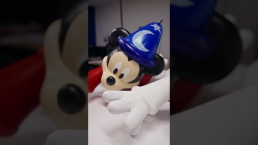 Disney's Sorcerer's Apprentice Mickey will make its balloon debut at our 100th #MacysParade! 🎉🎈