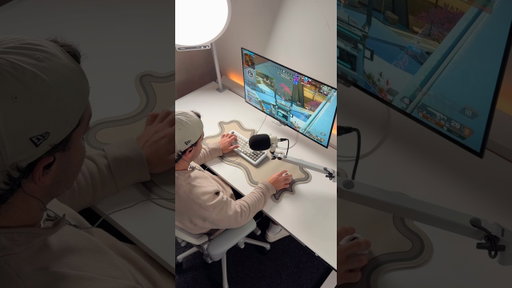 Build my dream gaming setup with me 😶