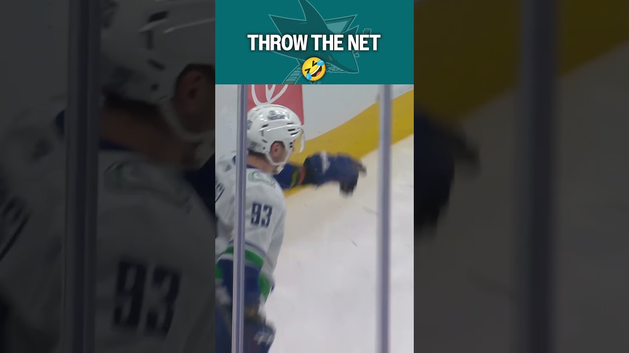 Did Askrov just...THROW the net!? 🤔😬