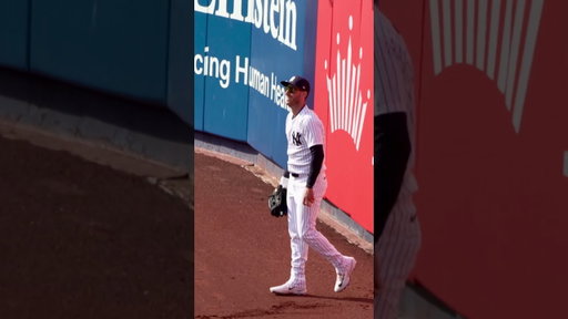 A catch you have to see to Belli-eve 👀😱 #baseball #yankees #catch #mlb