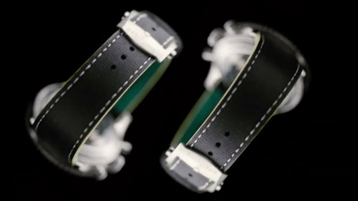 Breitling and Aston Martin | Navitimer | Navitimer B01 43 Aston Martin Aramco Formula One™ Team