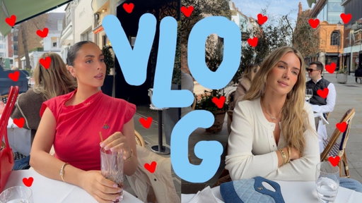 A DAILY VLOG! | Sophia and Cinzia