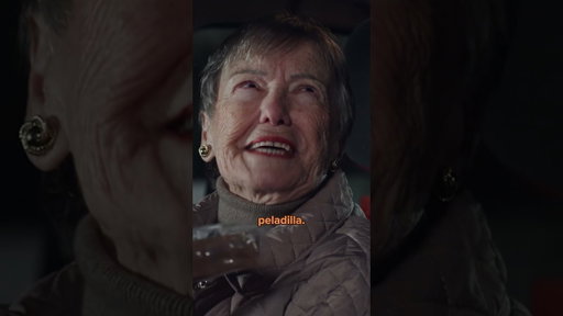 fan total de ella!! 😂 La tercera temporada de #Atasco, ya disponible 🚗