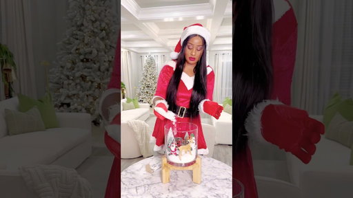 Christmas Snow Globe DIY #christmasdiy #snowglobe #snowglobediy #DIY #christmascountdown