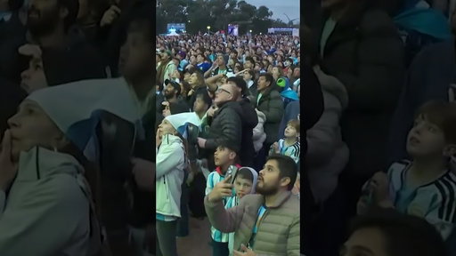 BEUNOS AIRES COMES ALIVE FOR LATE GAME WINNER! 🇦🇷 #fifaworldcup