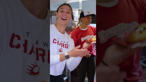 Gwyneth Philips Makes a Custom Beavertail!