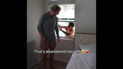 Tfue Visits His Old House & Setup! 😂